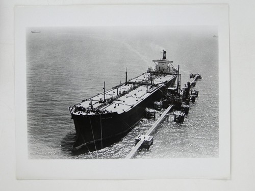 Esso mercia oil - oil, ship