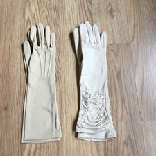 Two Pairs Of Cream Opera Length Vintage Gloves Size Small (61/2-7)