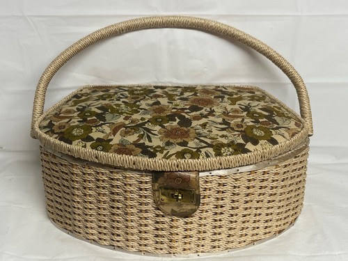 Vtg sewing basket tapestry - sewing,