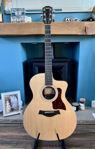 Taylor 214ce electric acoustic - electric,