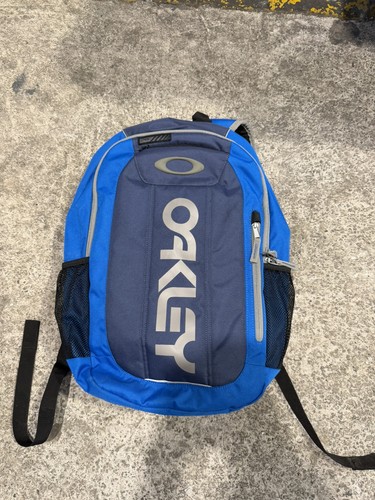 Used blue oakley - used, sack