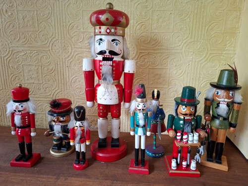 Collection wooden - of, 8