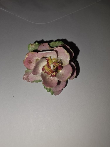 Coalbrook china floral brooch - floral,