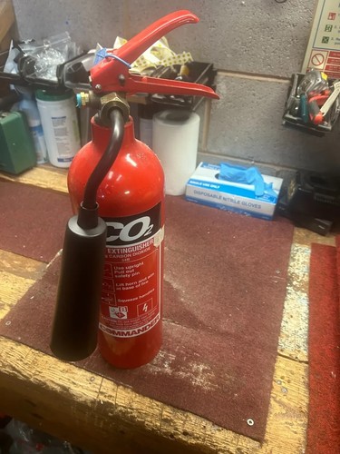 2kg co2 fire extinguisher - 2kg,