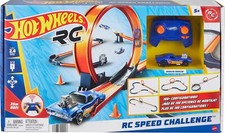 Hot Wheels RC Speed Challenge Track Set with 30 Pieces and Remote Control Car