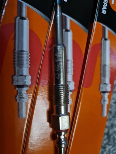 Glow plugs set - plugs, golf