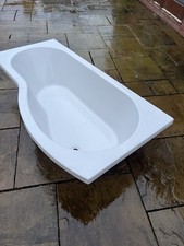 Bath p shaped