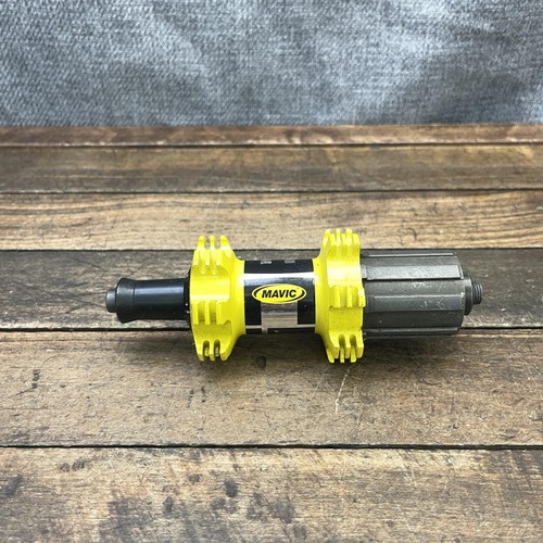 Mavic cross rear hub hole - rear, 28