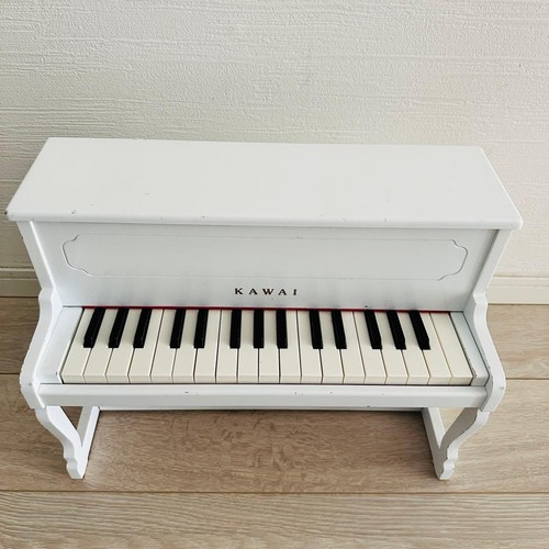 Kawai white mini upright - mini,