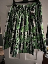 Hell Bunny Floral Monstera