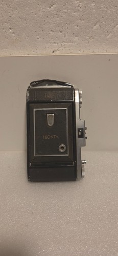 Zeiss ikonta 523 camera with - 523/2,