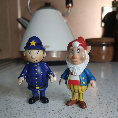 Lot vintage plod and - of, 2