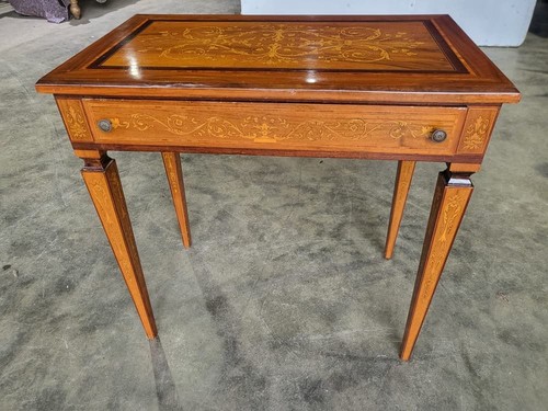 Sheraton revival antique