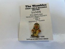 VINTAGE WOMBLE UNCLE BULGARIA ENAMEL PIN BADGE ON ORIGINAL CARD