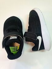 Boys infant Nike Black trainer size UK 3.5  Eu19.5 us 4c