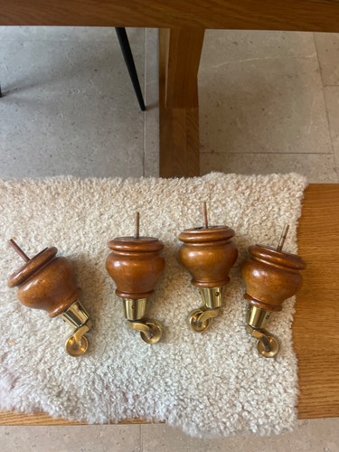 Wooden turned feet - feet, with