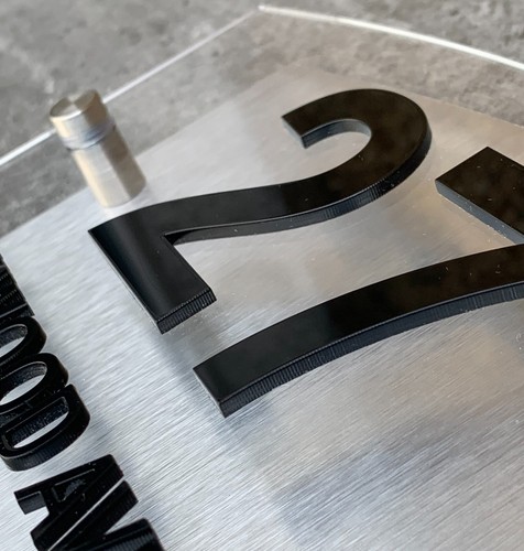 Real laser cut floating - real,