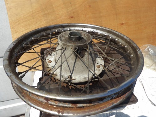 Triumph 140v rear wheel - triumph, t