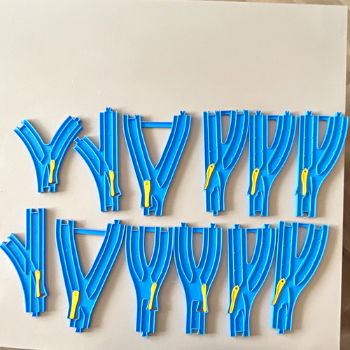 Tomy thomas blue train track - tomy,