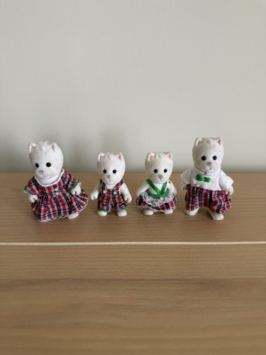 Sylvanian families mcwalkies - families,