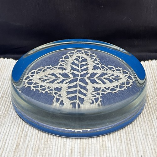 Glass paperweight bobbin - bobbin, lace