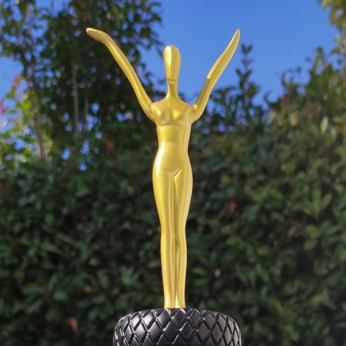 Salvador dali figurine - salvador, “figurine”