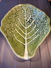 Bordello Pinheiro Vintage Green Cabbage Leaf Plate/Bowl Chip Dip Portugal