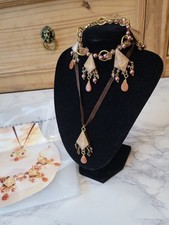 Vroom necklace - va,