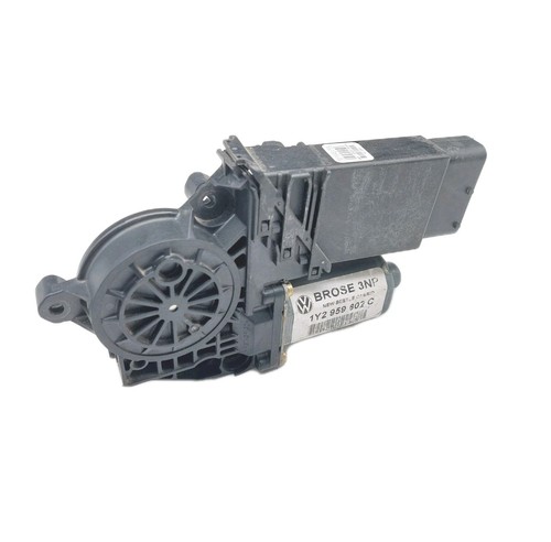 Beetle 1y2959802c front - beetle,