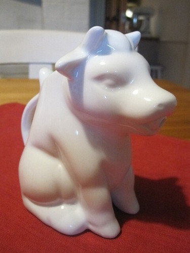 Ceramic toro cow creamer - ceramic,