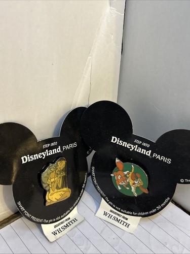 Disney pin badges - badges,disney, 1