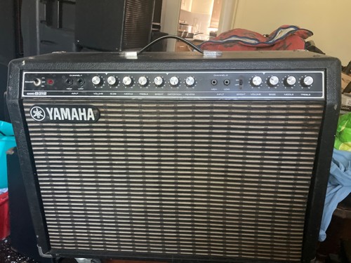 Yamaha b212 guitar - yamaha,