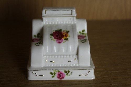 Vintage cottage rose old - cottage,