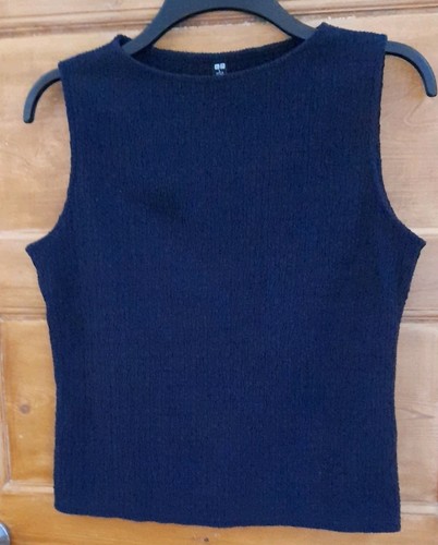 Uniqlo dark blue top - blue, vest