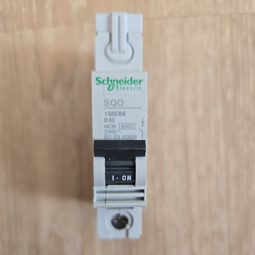 Schneider amp curve - schneider, 32
