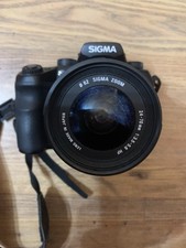 Sigma SD14  Digital Camera And Sigma Zoom Lens 24-70mm