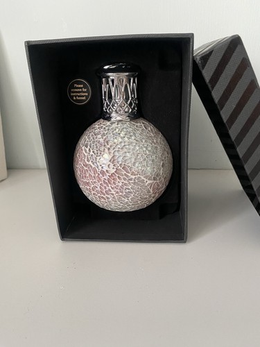 Ashleigh and burwood - ashleigh, fragrance
