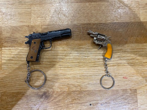 Nice pair vintage keyrings - vintage,