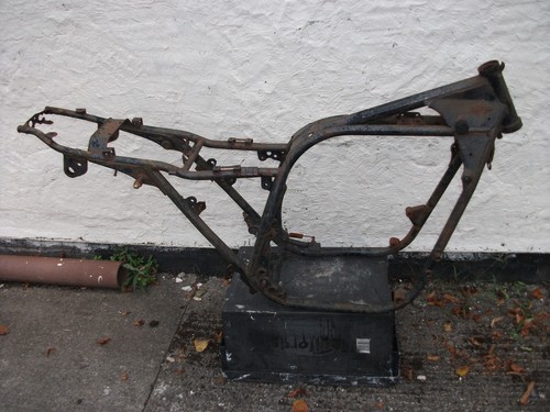 Kawasaki z750 frame - kawasaki,