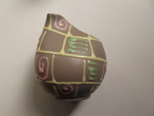Vintage small medium vase - to,