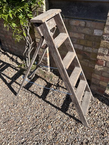Vintage wooden decorators - wooden,