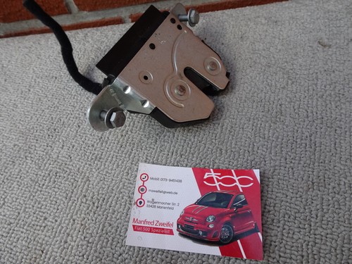 Tailgate lock with cable - , trunk