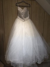 Mori Lee Wedding Dress.. Size