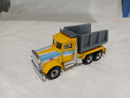 Matchbox 1981 peterbilt tipper - matchbox,