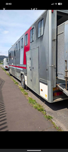 Man horsebox with - with, area