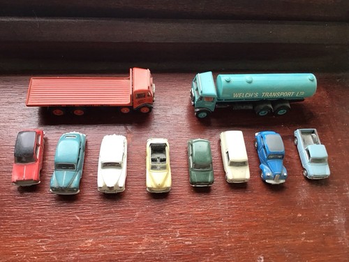 Job lot diecast cars and - cars,