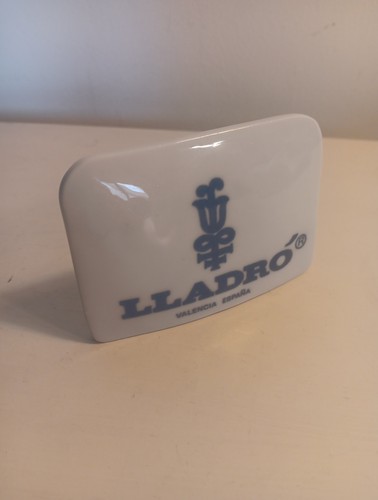 Lladro porcelain collector - lladro,
