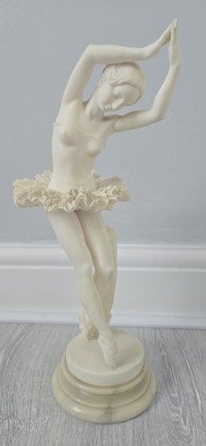 Alabaster ballet dancer - ballet,