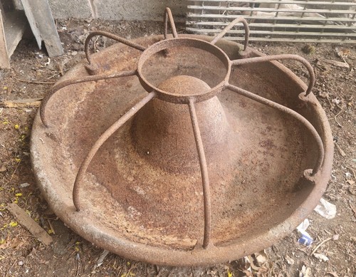 Vintage antique cast iron - cast,