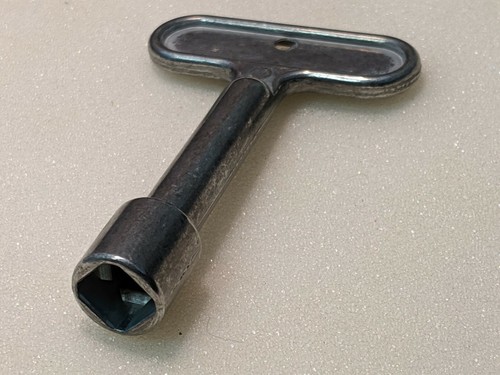 Zurn hydrant key - hydrant, p1300